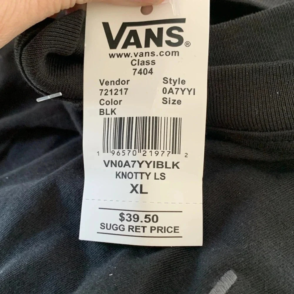 NWT Women’s  VANS black long sleeve top size XL with gathered front - Picture 8 of 8